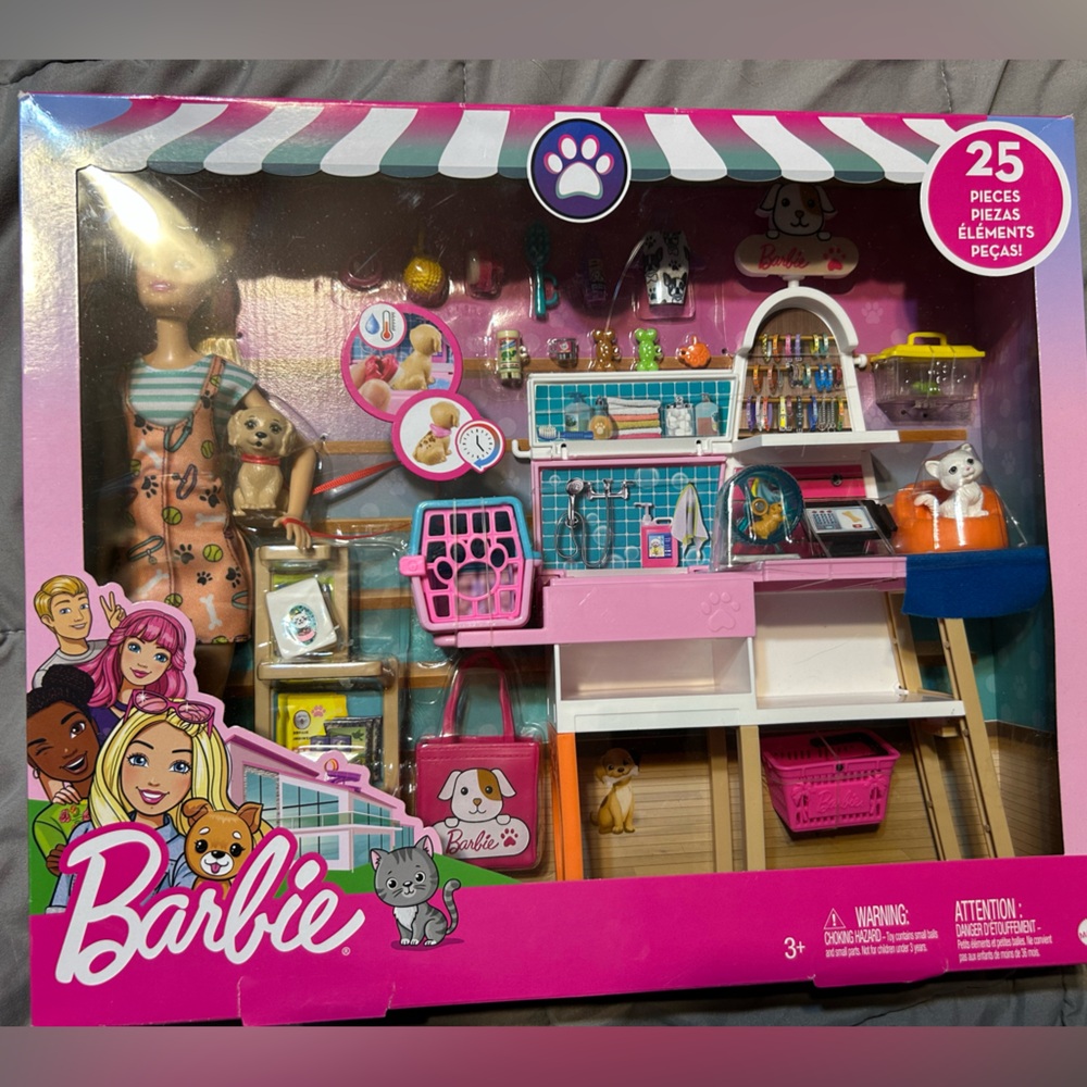 Barbie Pet Grooming Set with Pink and Blue Accessories